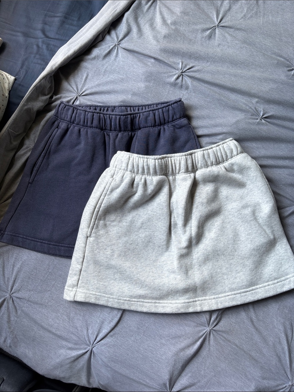 Casual Elastic-Waist Mini Skirts - Grey & Navy
